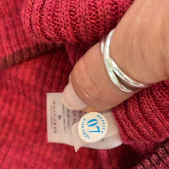 Peruvian Connection Lucana Ribbed Knit Midi Skirt - Picture 11 of 13